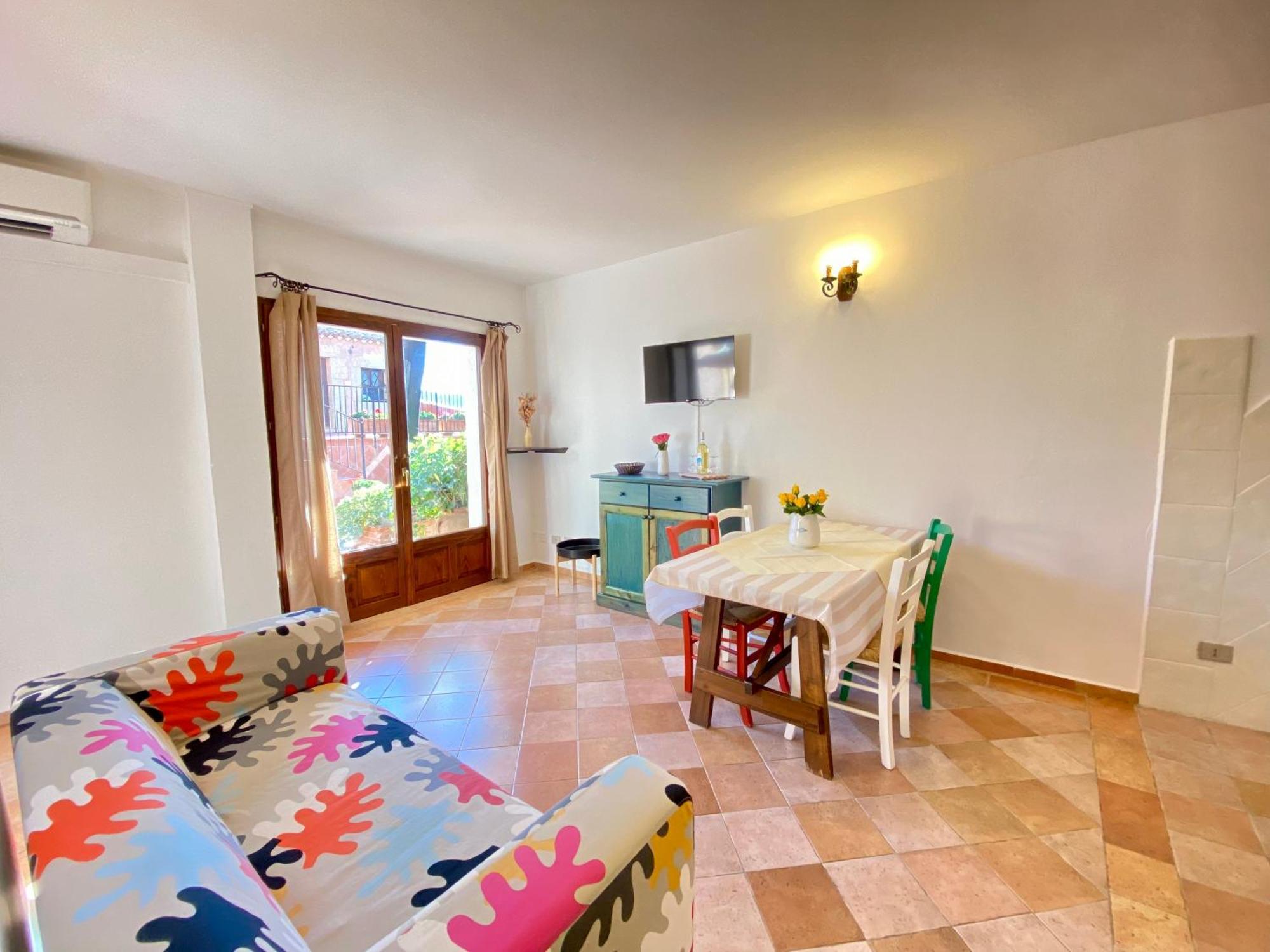 Residence La Rosa Porto San Paolo  Buitenkant foto